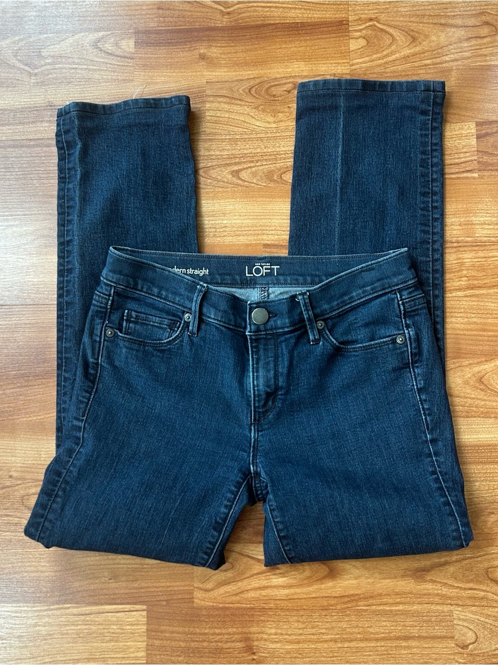 Ann Taylor LOFT straight leg jeans